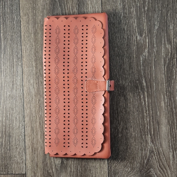 American Eagle Outfitters Handbags - American Eagle Laser Cut Brown Leather Clutch